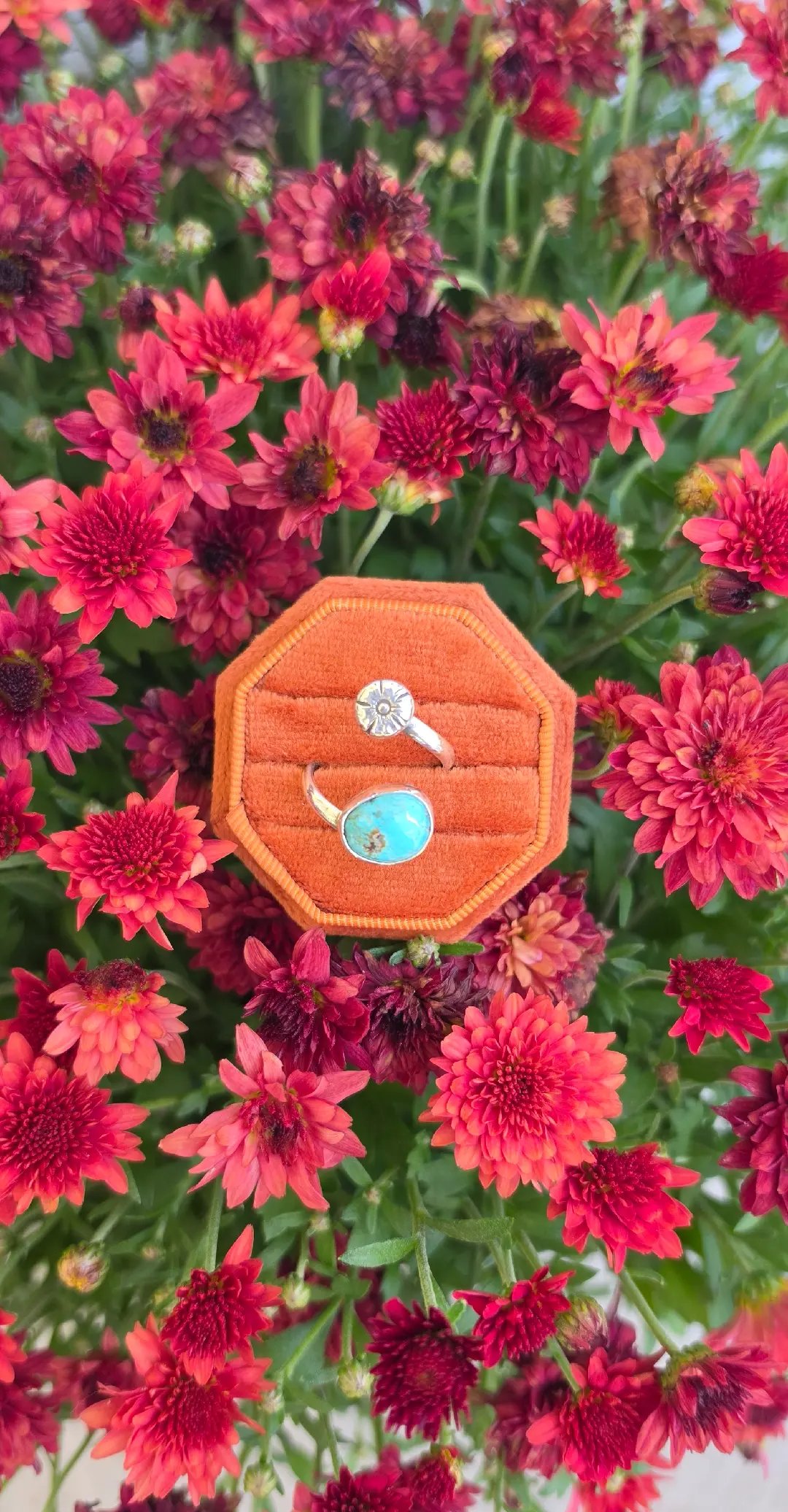 Adjustable flower Ring