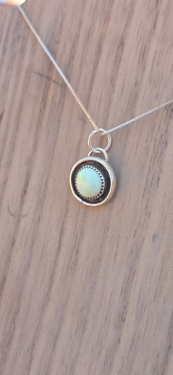 Dainty Palomino Pendent