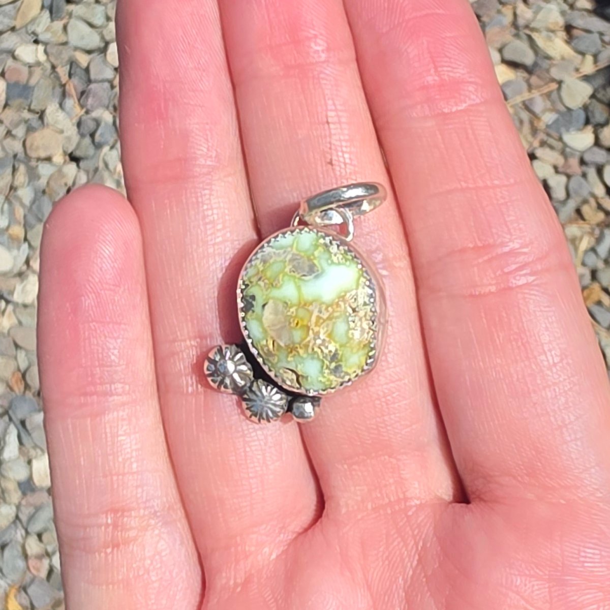 Palomino Floral Pendent