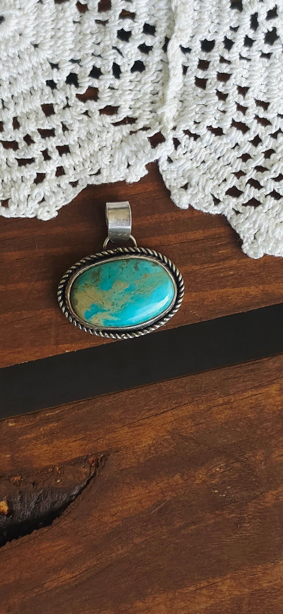 Emerald pendent