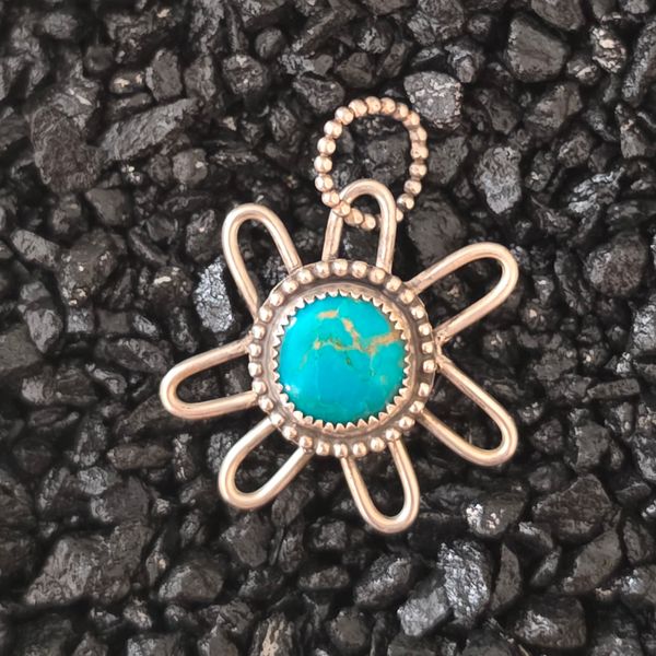 Groovy Flower Pendent